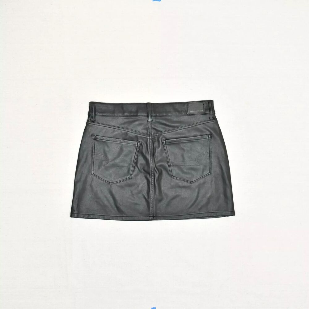 AMERICAN EAGLE SUPER STRETCH FAUX LEATHER MINI SKIRT